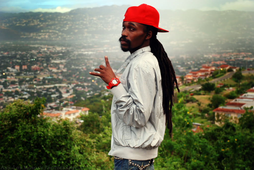 Munga returns from US, confirms second album Munga returns from US, confirms second album
