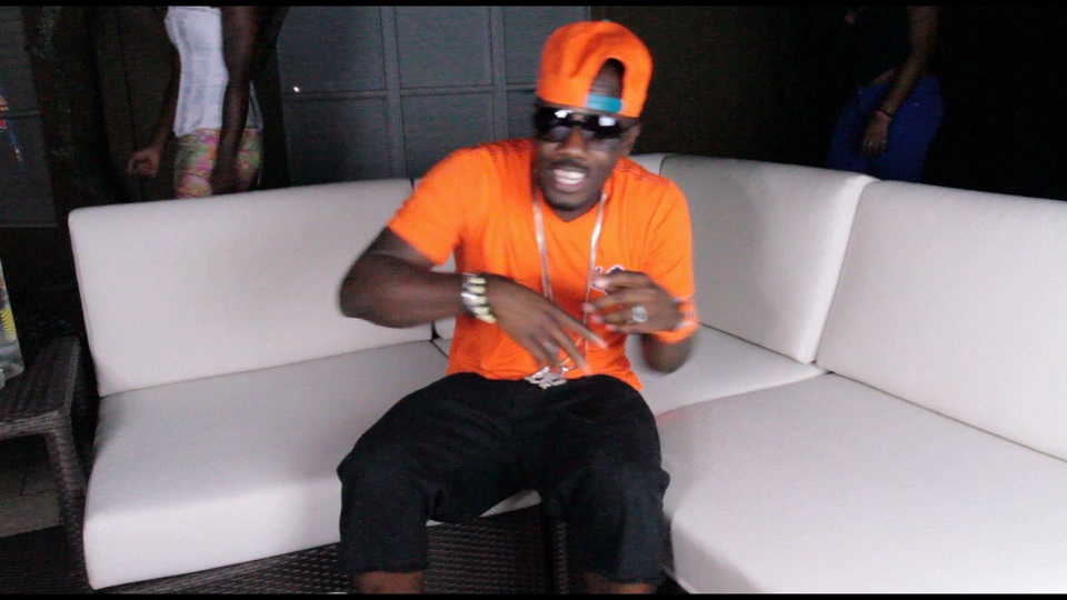 Behind the scene at Zayne’s medley video shoot Behind the scene at Zayne’s medley video shoot